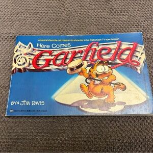 Here Comes Garfield Book